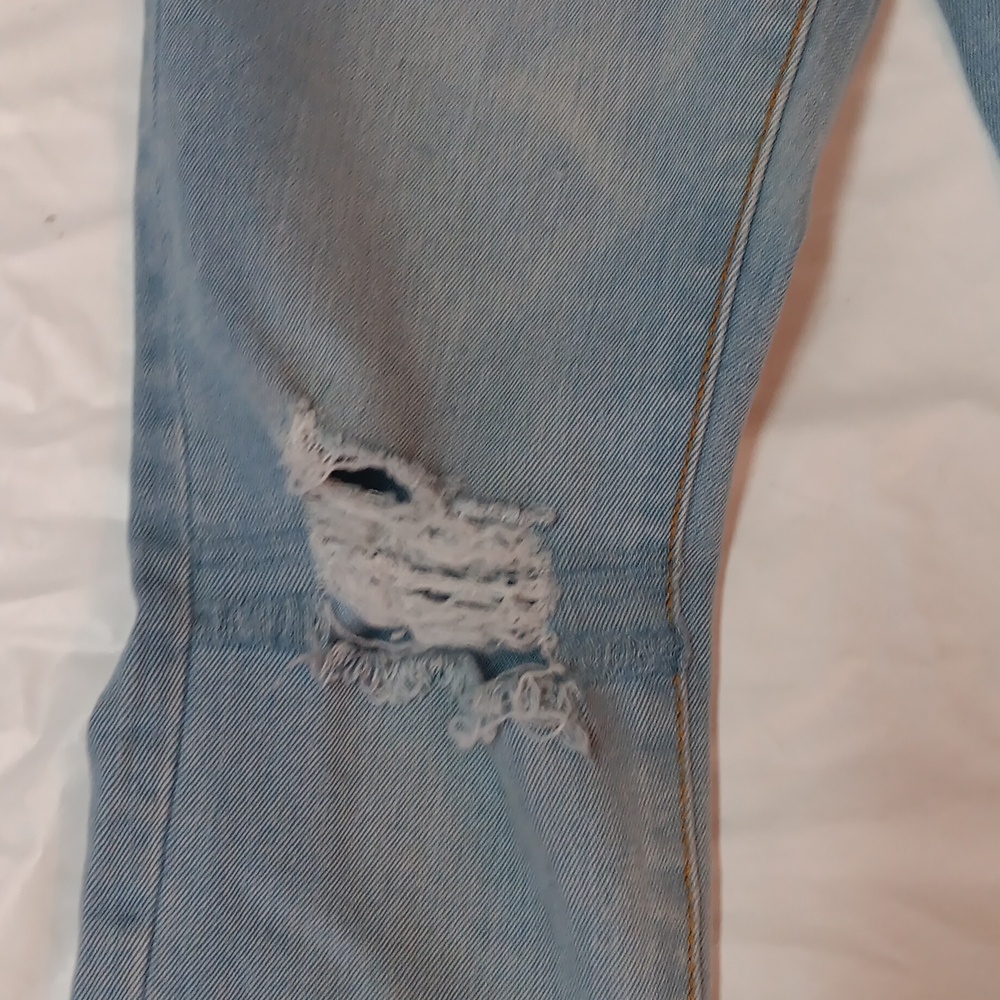 Hudson Jeans Kids Light Blue Distressed Jeans - Picture 2 of 14